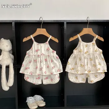 Новинка 2023 года: Милый топ-жилет с цветочным принтом в стиле принцессы + шорты для Новорожденных, комплект хлопковой одежды для маленьких девочек, 2 предмета, от 0 до 3 лет 9